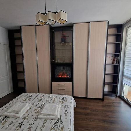 Cozy Central Apartment In Outskirts Of Old Sofia Bagian luar foto