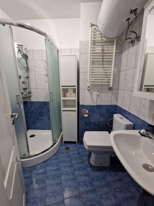 Cozy Central Apartment In Outskirts Of Old Sofia Bagian luar foto